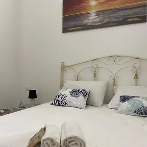 https://luisa-room.sicilyhotelsitaly.net